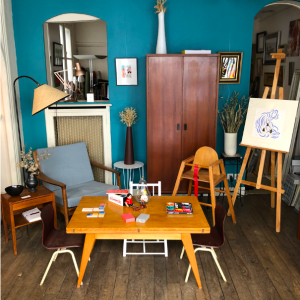 ambiance vintage design danois français tablebasse chaisesenfant fauteuil scandinave galerie vintage mobilier rue nollet batignolles lartetlafaçon