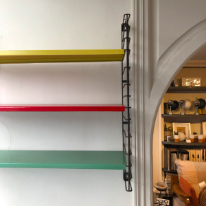 etagere vintage tomado tricolore metal vert rouge jaune boutiquebatignolles lartetlfacon rue nollet paris17