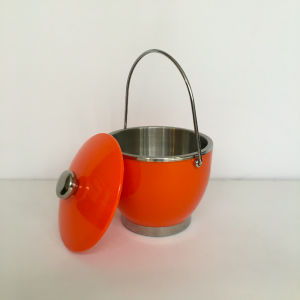 seau a glace glaçons orange 70s pop avec anse lartetlafaçon decoration vintage batignolles ruedesdames