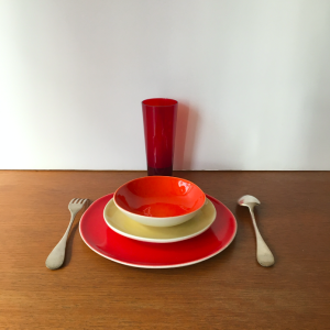 vaisselle colorée ceramique atelier bazelaire paris italie lartetlafaçon decoration batignolles boutique paris assiettes rouge orange