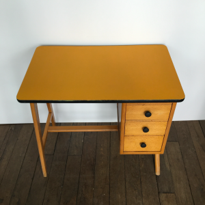 bureau vintage bois clair pieds compas années50 lartetlafaçon brocante paris batignolles