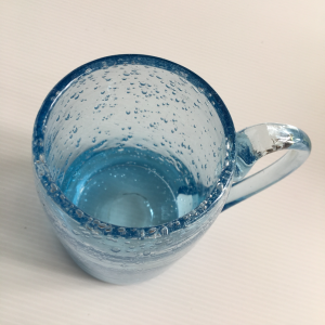 mug verre bullé biot bleu clair decoration vintage paris lartetlafaçon batignolles