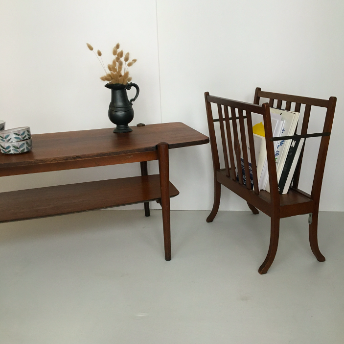 PORTE REVUE ancien en BOIS – 90 €