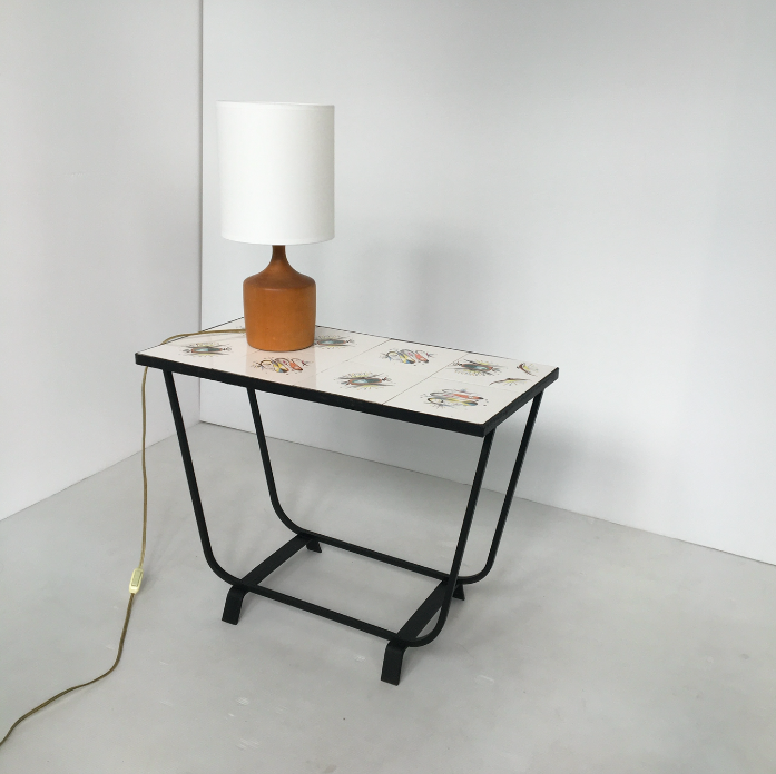 Table d’appoint céramique et fer forgé – L60 x P30 x H45 cm – 130 € soldé 99 €