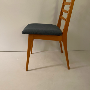 6 chaises vintage bois clair assise bleu paris batignolles sieges tapisserie