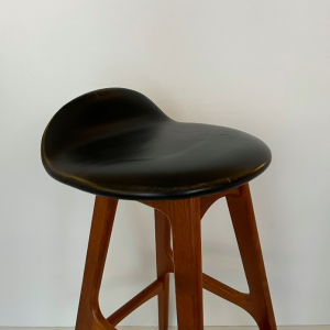 tabouret 1960s detail Eric Buch assise noir skai