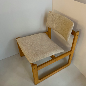 fauteuil michel mortier french vintage design bois clair chauffeuse antiquités paris galerie tapissier place de clichy