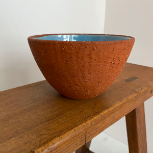 saladier danois terre chamotté email bleu clair vintage objets dart puces paris batignolles