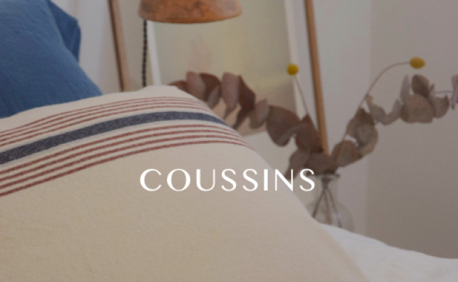 Coussins en drap de laine recyclée Eaux & Forêts – 40×60 cm – 130 €