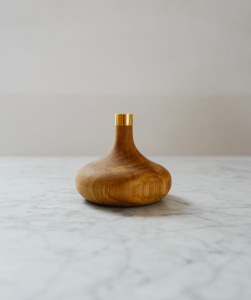 ovothing candle holder bougeoir bois tourné wood simple goutte