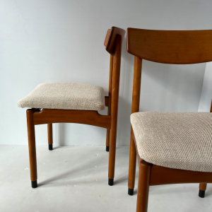 paire de chaise beige bois clair scandinave boutique paris galerie scandinave