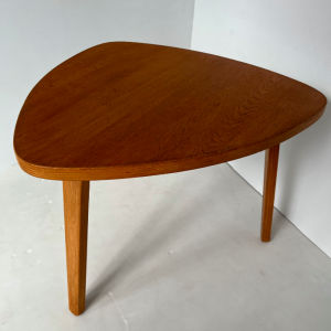 table basse appoint tripode bowwood alvar aalto steiner bois clair triangle forme libre vintage paris
