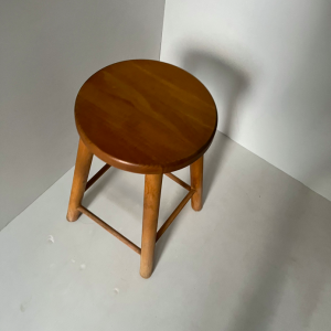 tabouret bois clair table de chevet paris batignolles vintage dessus