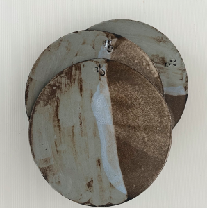 assiette ceramique terre email gris bleu piece unique agnes beurel lartetlafacon boutique de caroline vaisselle ardoise bicolore