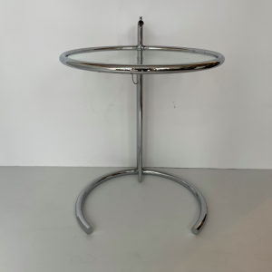 desserte metal tubulaire chromé et verre trempé eileengray E1027 ClassiCon table hauteur reglable