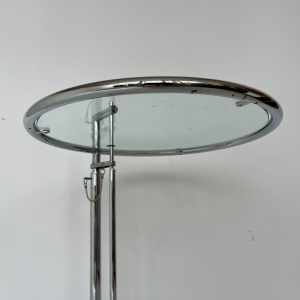 desserte metal tubulaire chromé et verre trempé eileengray E1027 ClassiCon table hauteur reglable vintage paris