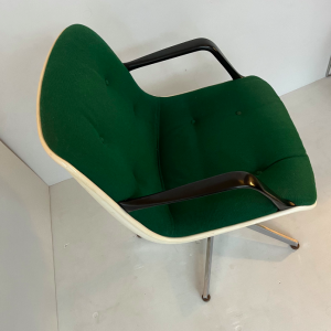 fauteuil design jackson pollock de bureau etoile chromé assise verte design vintage