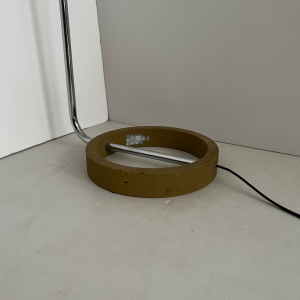lampadaire liseuse metal brossé 1970 rosemarie rico baltensweiler luminaire aluminium metal brossé base beton fonte design galerie paris rue nollet