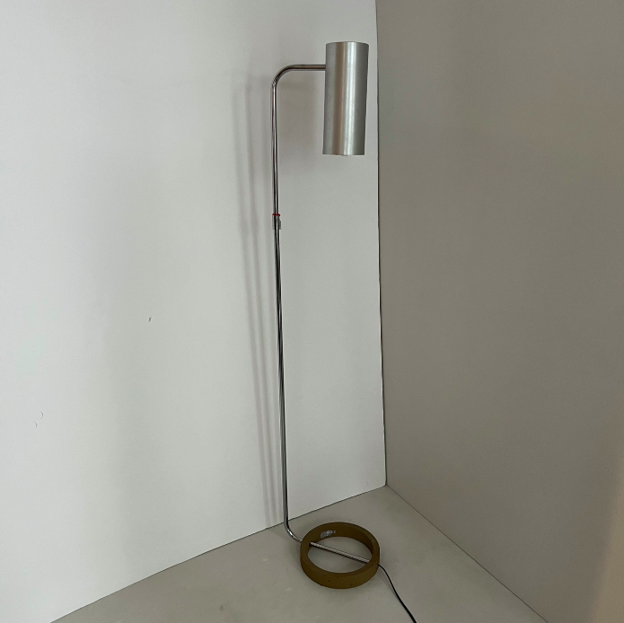Liseuse Rico et Rosemarie Baltensweiler – H140 x P30 – 520 €