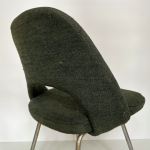chaise knoll eero saarinen conference lainage kvadrat design paris galerie dossier chaise verte