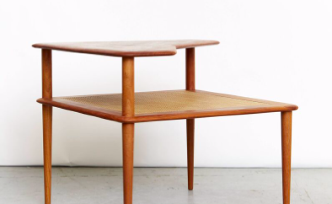 Table basse Peter Hvidt & Olga Mølgaard-Nielsen – L76 x P76 x H63 cm – 850 € soldé 789 €
