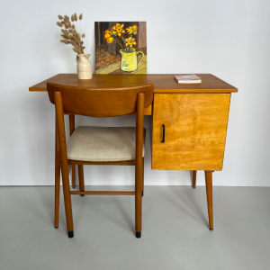 bureau vintage ancien 1950 bois clair pieds compas brocante paris et chaise