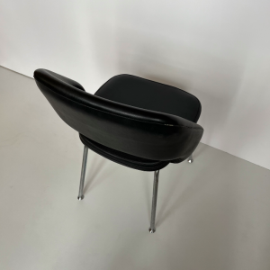chaise de bureau cuir noir metal chromé conference knoll 3:4 dos