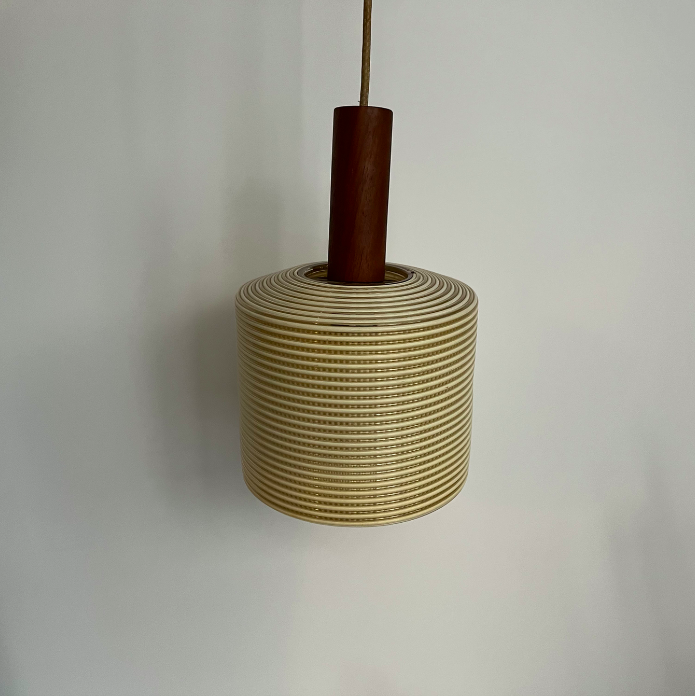 Petite suspension années 60 – 150 €