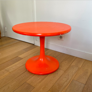 table basse pied tulipe orange à repeindre vintage 1970s style