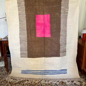 tapis zanafi marocain en laine beige rose bleu galerie tapis mobilier lartetlafacon rue nollet