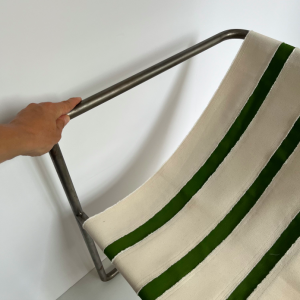 chaise design acier metal tubulaire toile de coton rayé écru vert avrandinis aline chemla paris decoration galerie art batignolles
