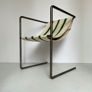 chaise design acier metal tubulaire toile de coton rayé écru vert avrandinis aline chemla paris decoration galerie art batignolles steel french design