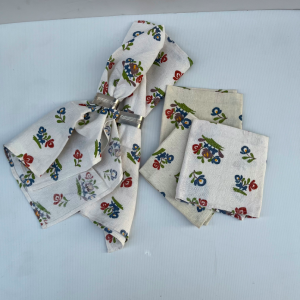 serviettes anciennes a fleurs