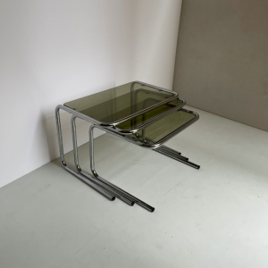 table gigogne annees70 verre fumé métal chrome inox tubulaire vintage boutique paris batignollles ruenollet lannexe bauhaus style 70s chrome