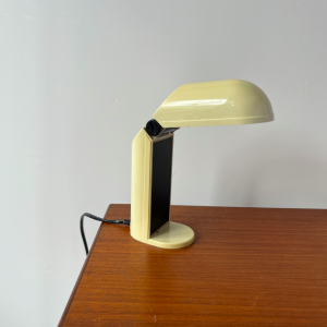 lampe pliante plastic pvc ecru blanc cassé lampe a poser brocante paris batignolles