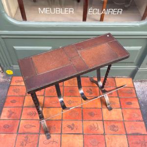 porte revue metal fer forgé et carreaux de ceramique gres grand feu style roger capron dessus