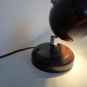 lampe à poser applique eyeball marron chocolat tête orientable vintage 70s broc paris luminaires 70s light