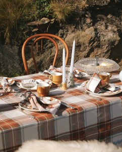 nappe maison dinette ecossait caramel bleu boutique decoration batignolles paris ruenollet