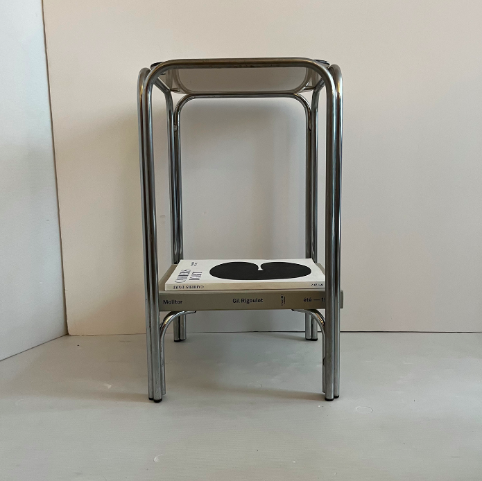 Sellette années 1970 verre fumé métal chromé tubulaire – 110 €