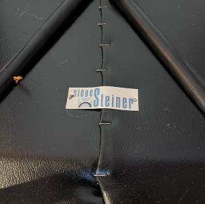 siege pierre guariche steiner noir cuir vintage annees50