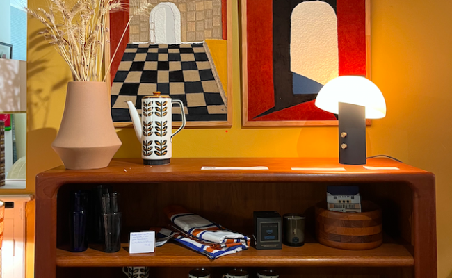 Tableaux textile Johara – Portes Blanche I & II – 49 x 64 cm – 380 € l’un