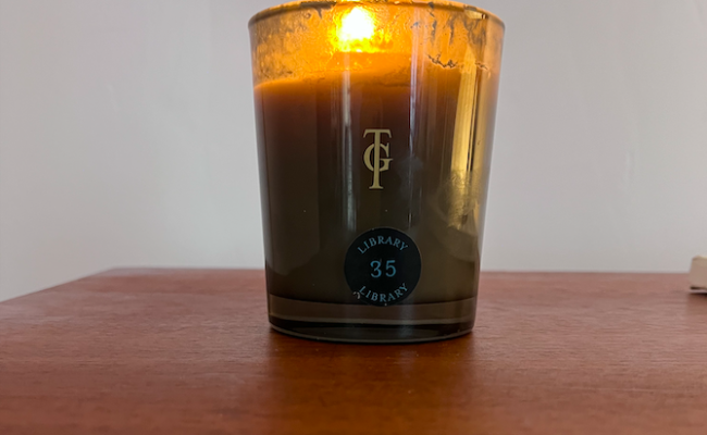 Bougies parfumées Library – 39 €