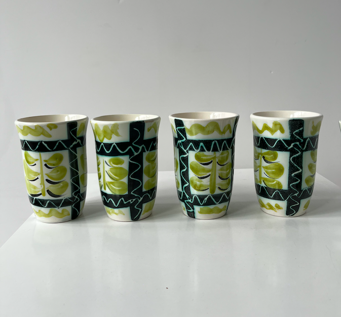 Série de 5 gobelets vert années 60 – 12 € l&rsquo;un