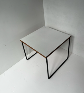 table volante steiner pierre guariche blanc metal tubulaire noir la boutique de caroline selency paris17 french vintage