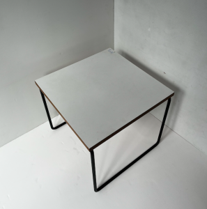 table volante steiner pierre guariche blanc metal tubulaire noir la boutique de caroline selency paris17 midcentury frenchdesign