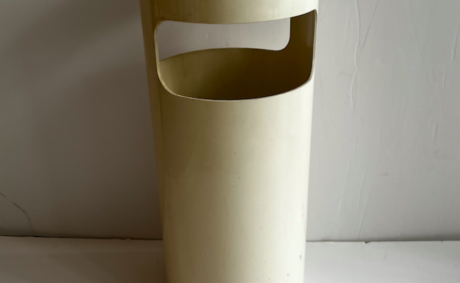 Porte-Parapluie Kartell années 1970 – 60 €