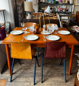 table a mange ren bois de teck danoise allonges chaises galvanitas thuropseat la boutique de caroline rue nollet paris17