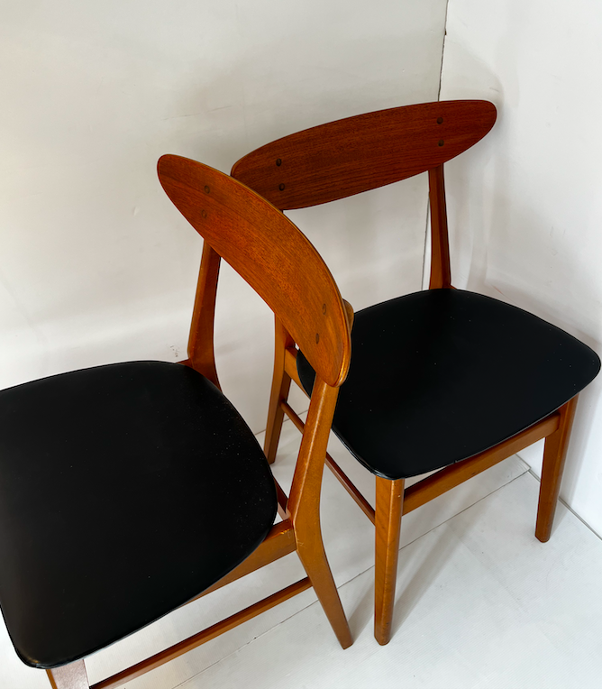 Paire de chaises scandinave Farstrup – 190 € l&rsquo;une