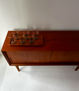 meuble rangement buffet bas teck scandinave midcentury design paris dessus