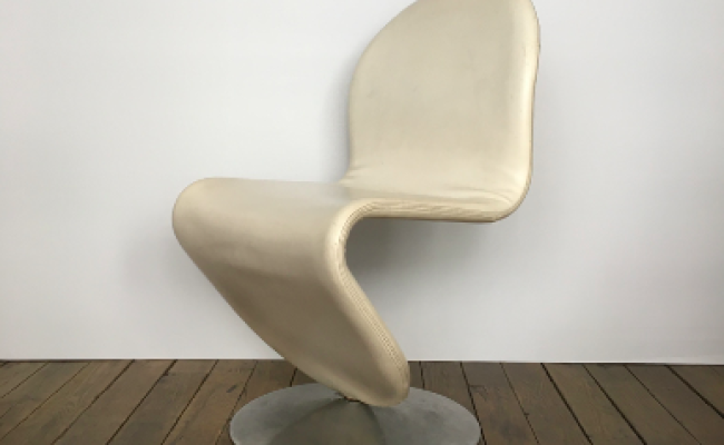 Chaise Verner Panton système 1-2-3 – 450 €